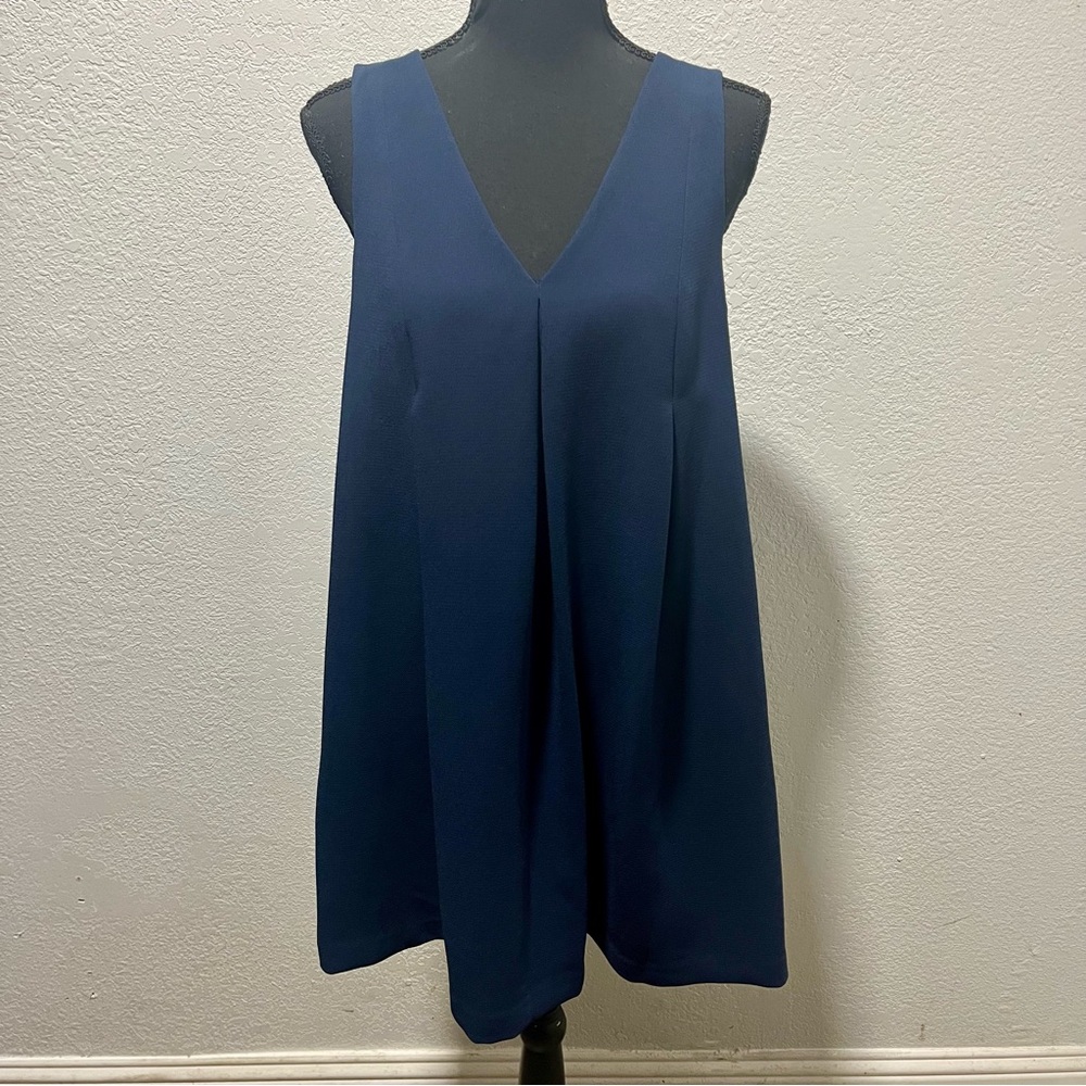 BCBGeneration Navy Blue V-Neck Back Cutout Pleated Mini Dress